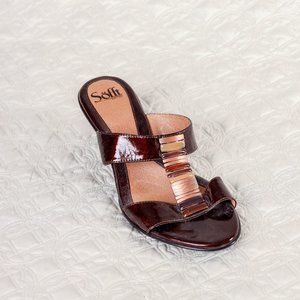 New Sofft slip on sandals with metal/enamel accent - 11